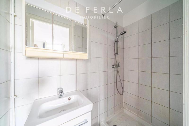 Studio - 14 m² - 1 pièce