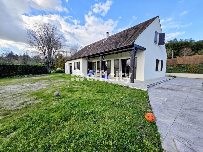 Pavillon - 151 m² - 6 pièces