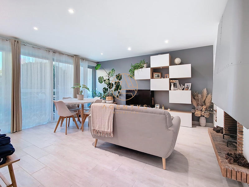 Appartement - 65 m² - 3 pièces