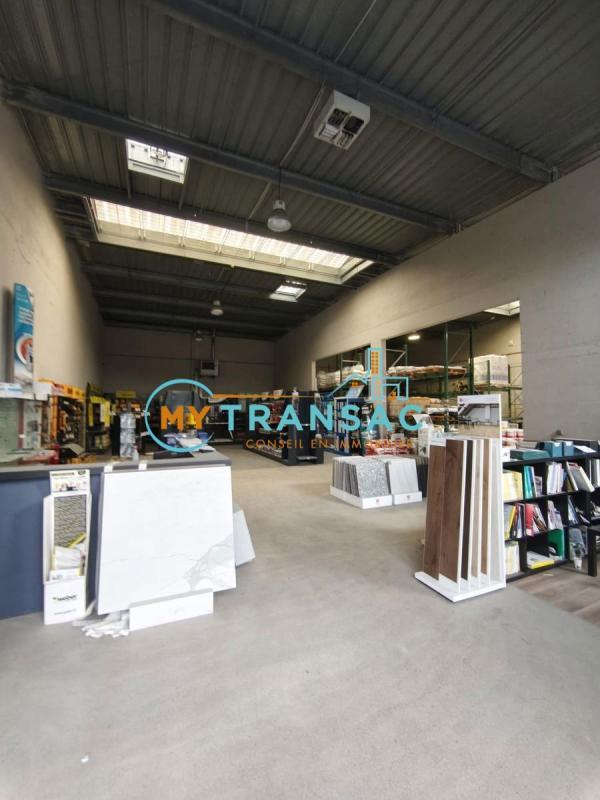 Local d'activités - 180 m²