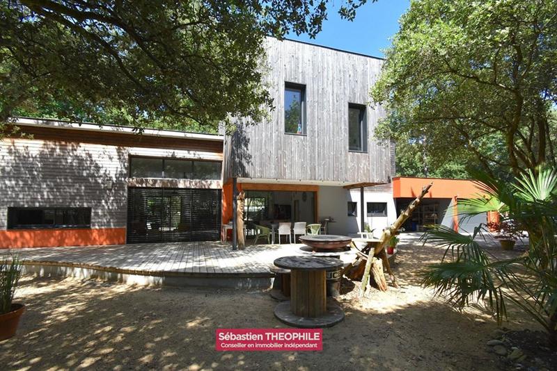 Maison - 161 m² - 5 pièces