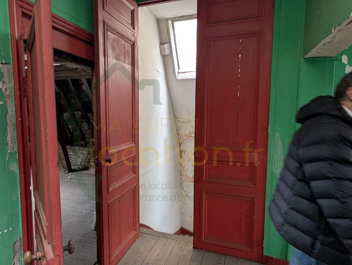 Immeuble - 215 m² - 3 pièces