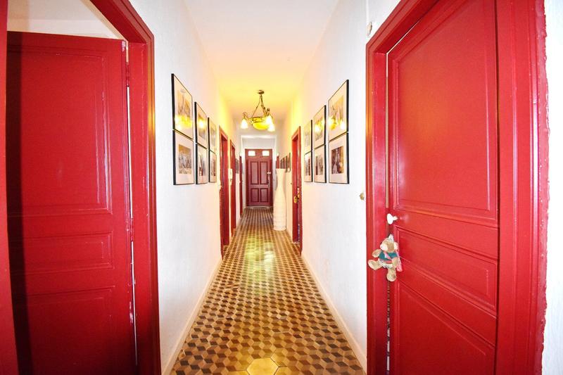 Maison - 265 m² - 7 pièces