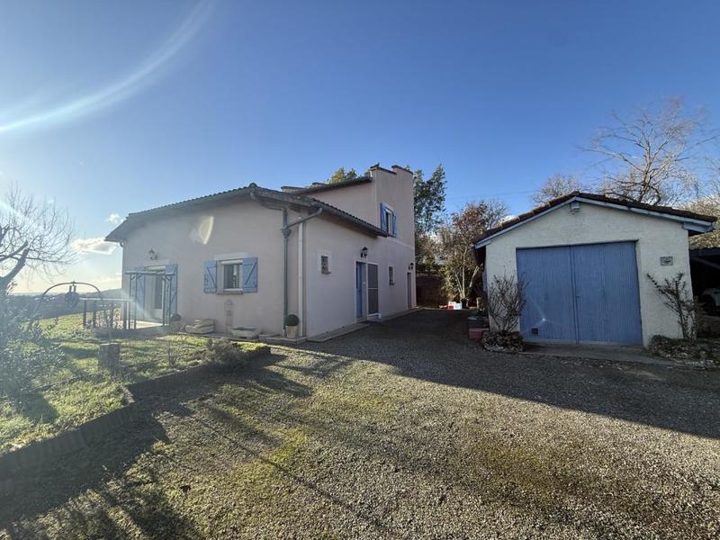 Maison - 112 m² - 4 pièces