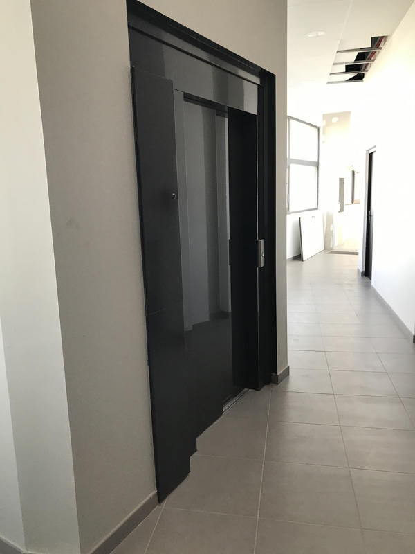 Local commercial - 130 m²