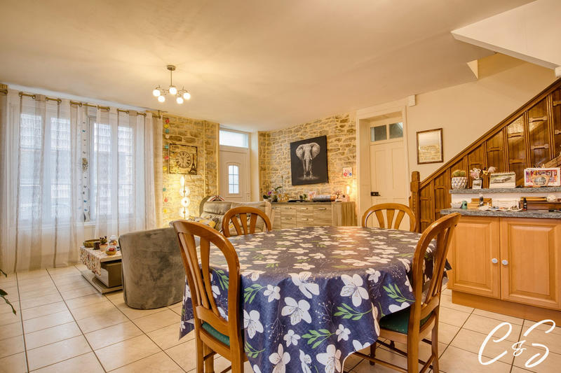 Maison ancienne - 98 m² - 4 pièces