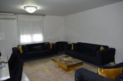 Maison - 160 m² - 11 pièces