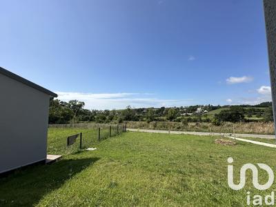 Maison - 97 m² - 5 pièces