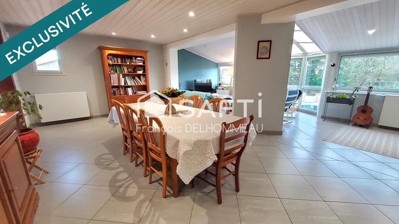 Maison - 207 m² - 9 pièces