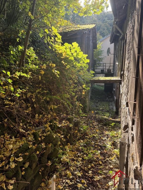 Maison - 185 m² - 18 pièces