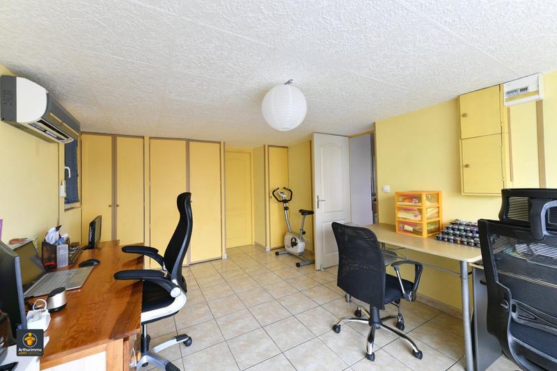 Maison - 122 m² - 5 pièces