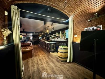 Local commercial - 529 m² - 6 pièces