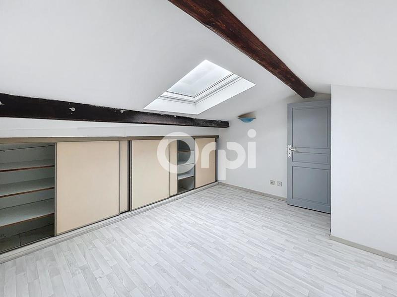 Appartement - 81 m² - 3 pièces