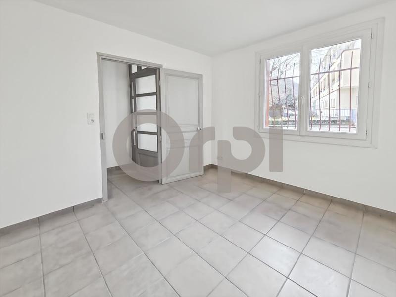 Maison - 82 m² - 3 pièces