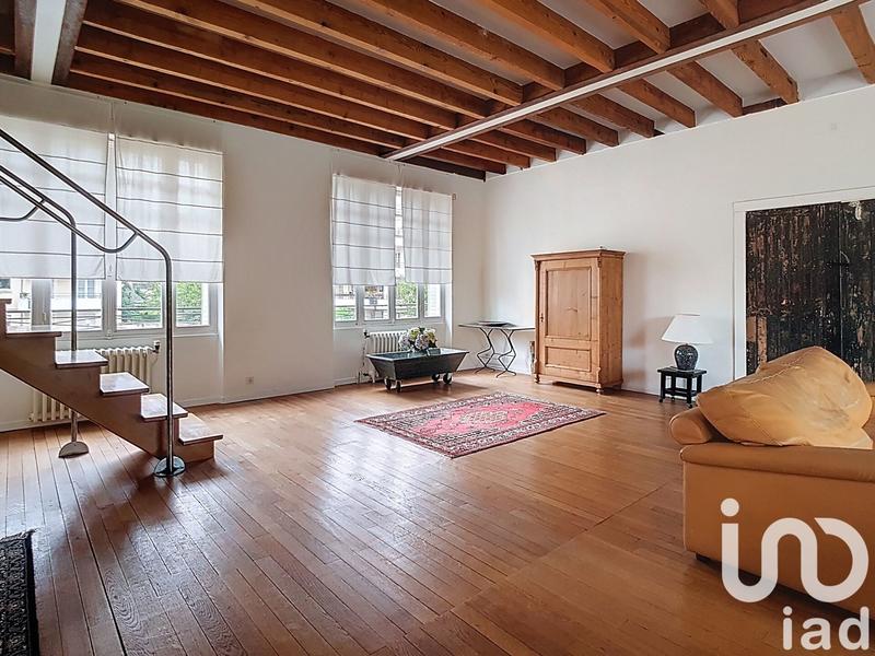 Maison de ville - 325 m² - 8 pièces