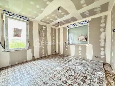 Maison - 300 m² - 9 pièces