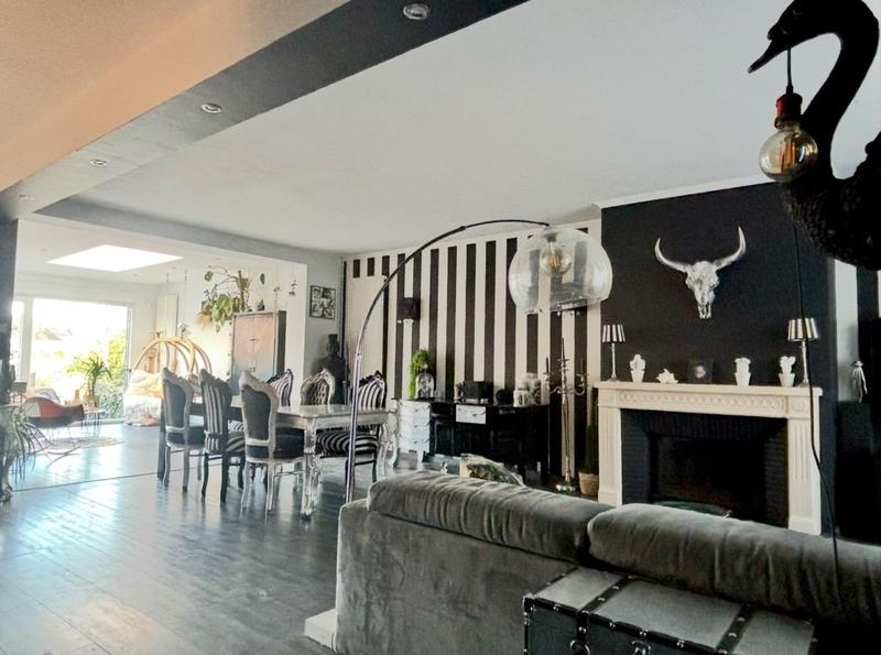 Maison - 132 m² - 6 pièces