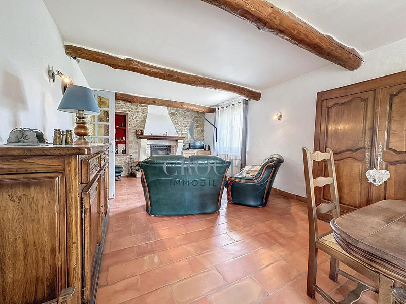 Maison traditionnelle - 236 m² - 9 pièces