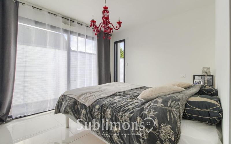 Maison - 192 m² - 7 pièces