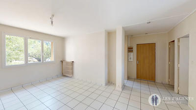Appartement - 62 m² - 4 pièces