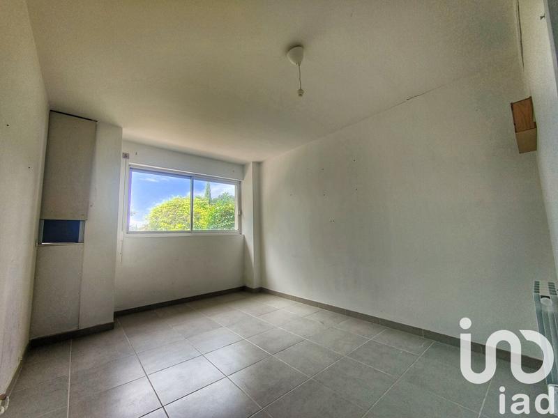 Maison - 250 m² - 8 pièces