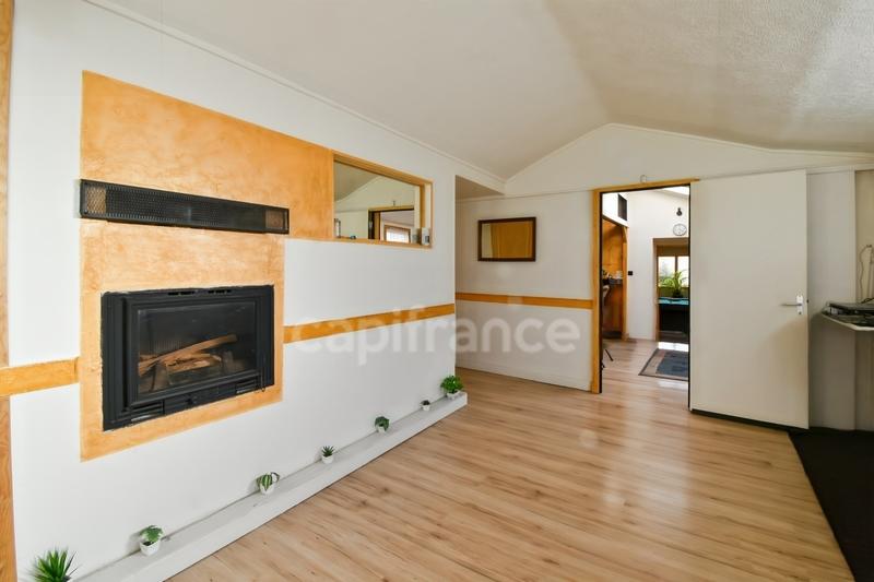 Maison - 143 m² - 3 pièces