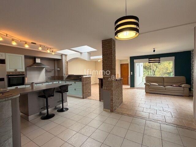 Maison - 160 m² - 7 pièces