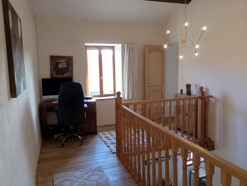 Maison - 235 m² - 8 pièces