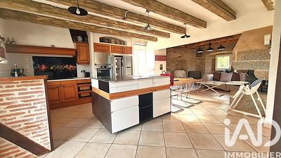 Maison - 314 m² - 8 pièces