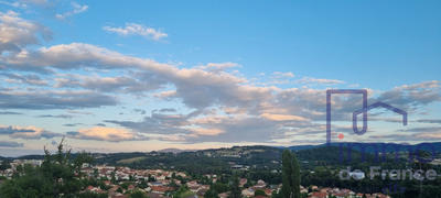 Appartement - 90 m² - 4 pièces