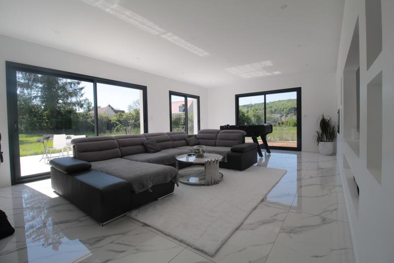 Maison contemporaine - 215 m² - 7 pièces