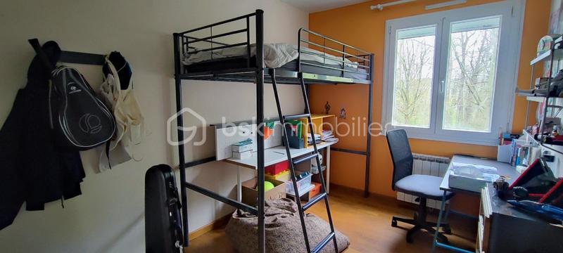 Maison - 105 m² - 5 pièces