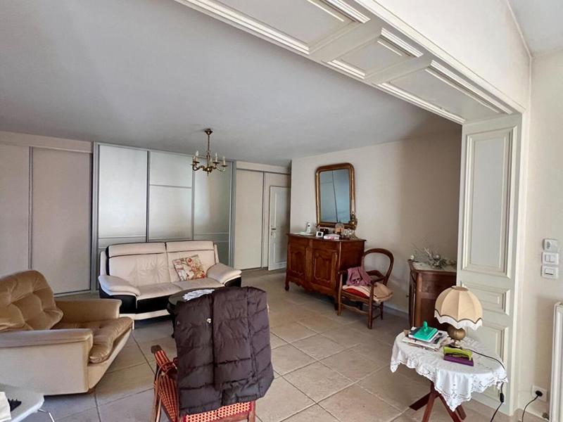 Villa - 230 m² - 8 pièces