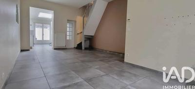 Maison - 94 m² - 5 pièces