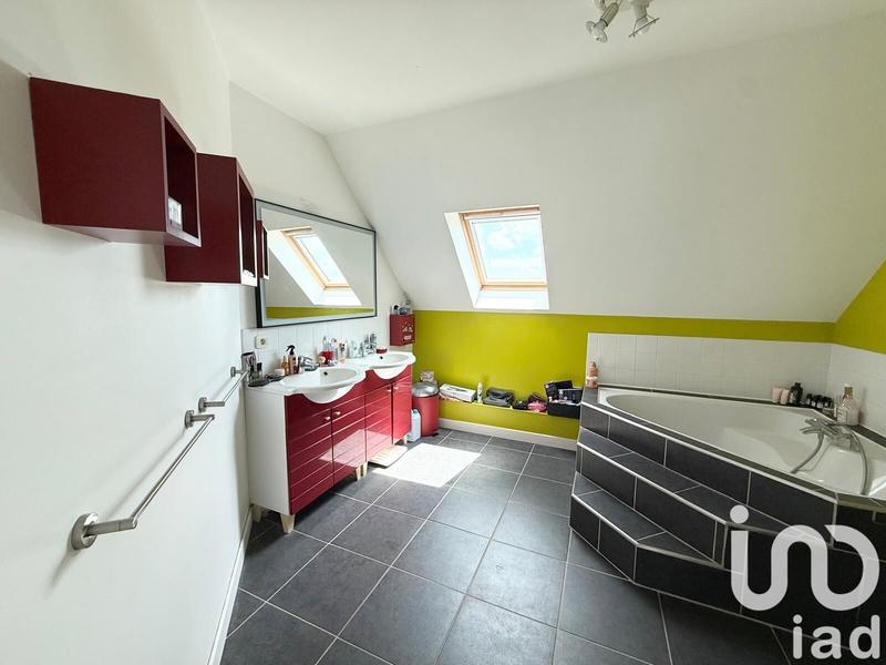 Maison - 182 m² - 7 pièces