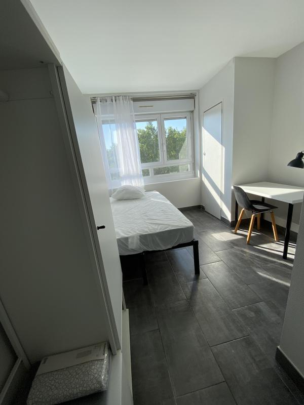 Appartement - 105 m² - 7 pièces