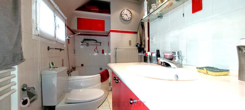 Maison - 140 m² - 6 pièces