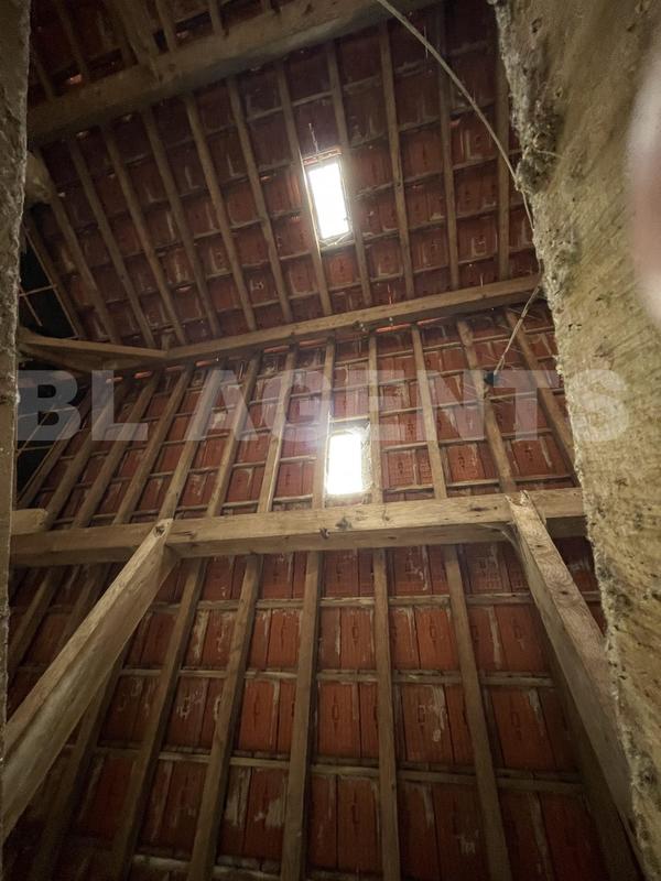 Maison - 200 m² - 8 pièces