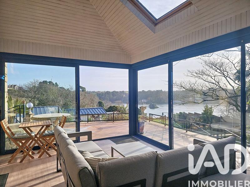 Maison - 161 m² - 6 pièces