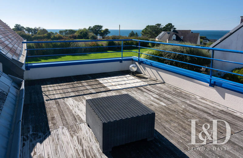 Maison contemporaine - 204 m² - 6 pièces