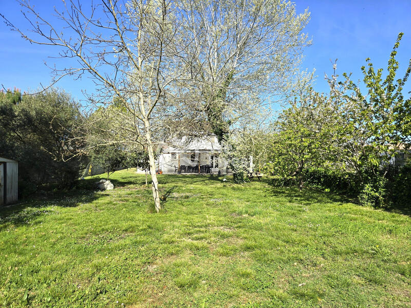 Maison traditionnelle - 127 m² - 7 pièces