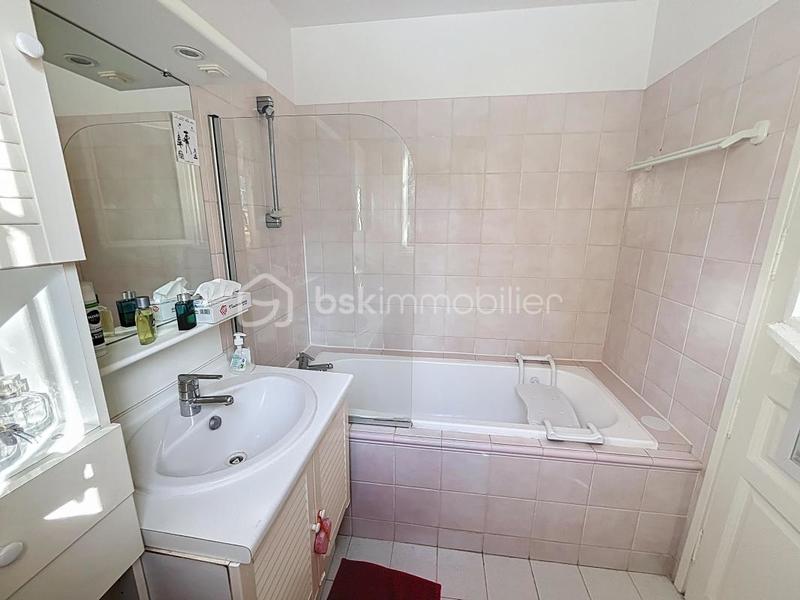 Maison de campagne - 180 m² - 7 pièces