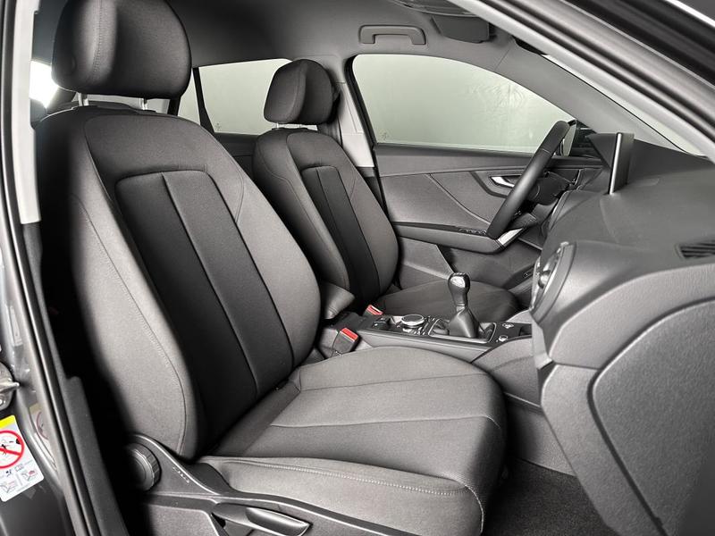 Audi Q2 - 30 Tfsi 110ch Ja17p Sieges Chauff Camera Gps Full Led Keylessgo Tel Clim 110 Ch 1°Main