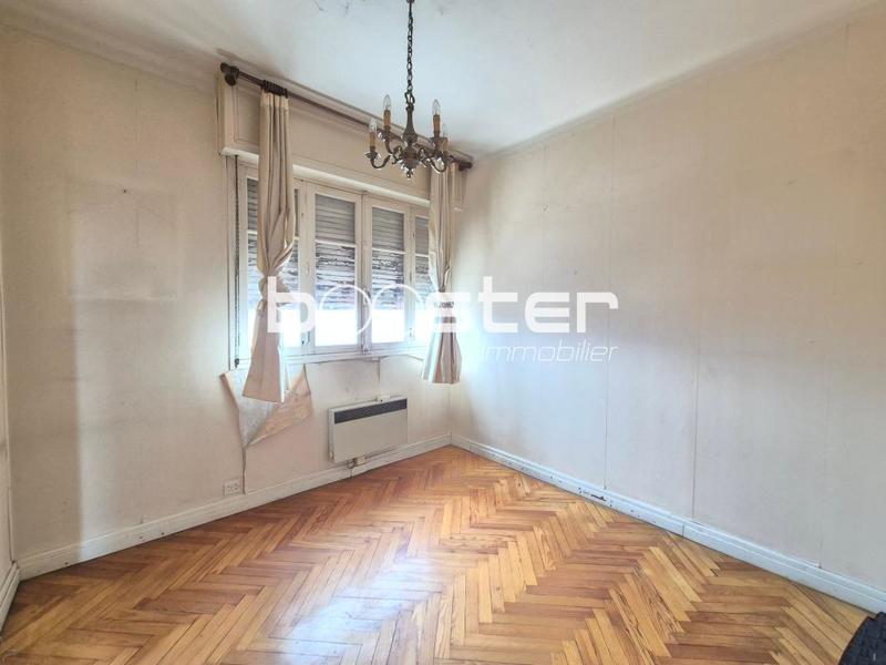 Appartement ancien - 112 m² - 6 pièces