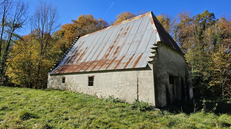 Grange - 277 m² - 4 pièces