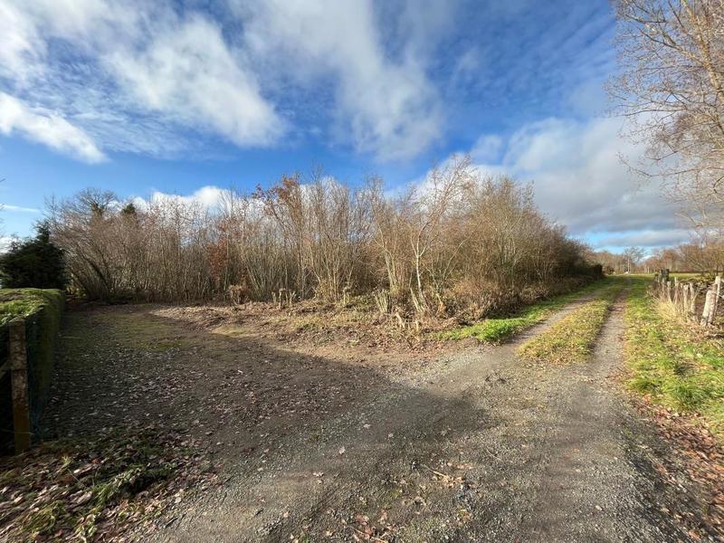 Terrain constructible - 2 520 m²