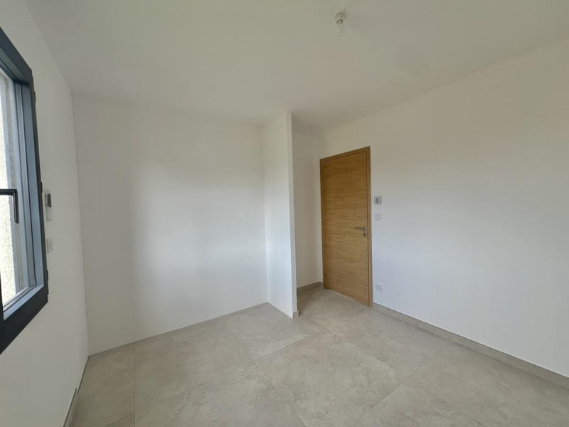 Villa - 99 m² - 4 pièces