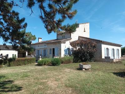 Maison - 177 m² - 5 pièces