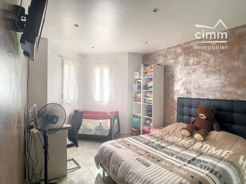 Maison - 194 m² - 6 pièces