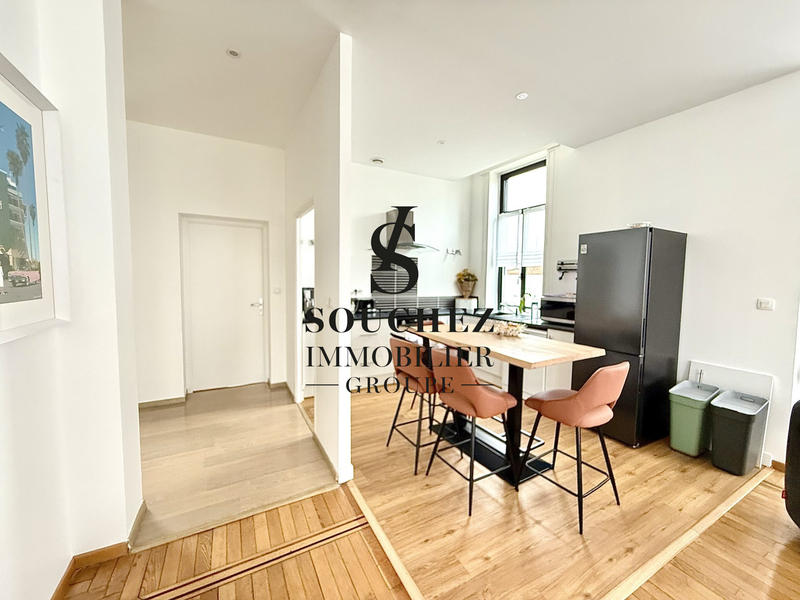 Appartement - 120 m² - 7 pièces